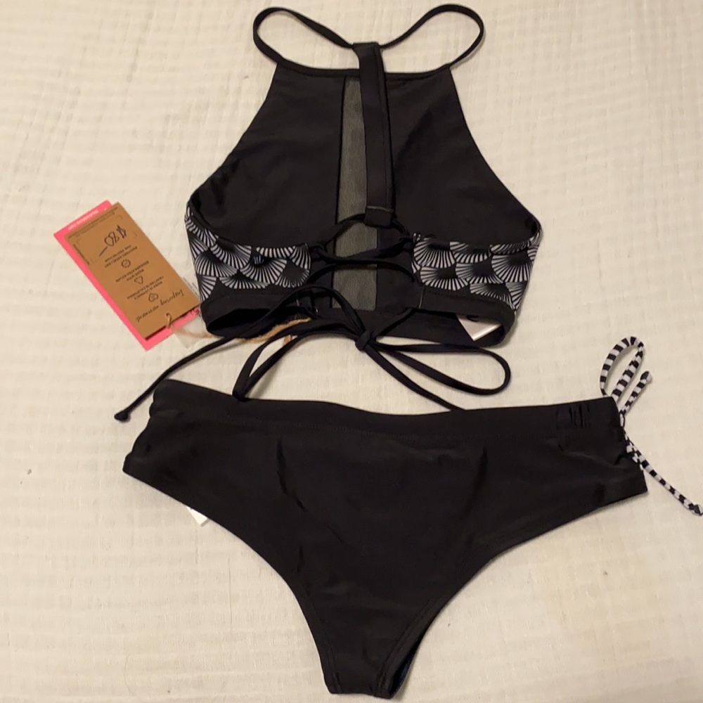 MONA Two piece swimsuit - Picture 5 of 8